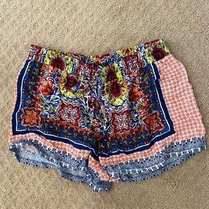 BeBop size Large multi print mini short
